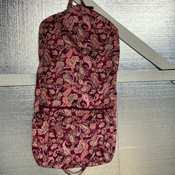 Large Vera Bradley garment bag. Print retired Used, piccadilly plum, - Picture 4 of 17
